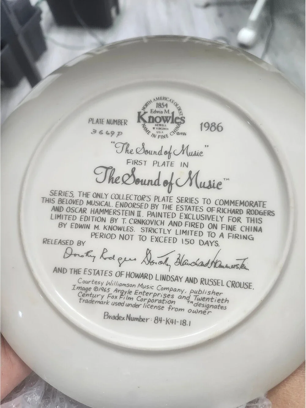1986 Edwin M. Knowles 'The Sound of Music' Collector's Plate